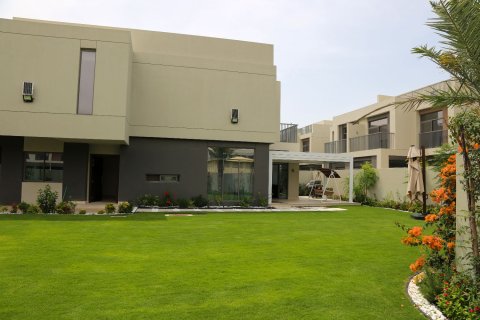 阿联酋 Dubai Dubai South (Dubai World Central) 联排别墅 5 卧, 527.9 平方米 , 编号 750320