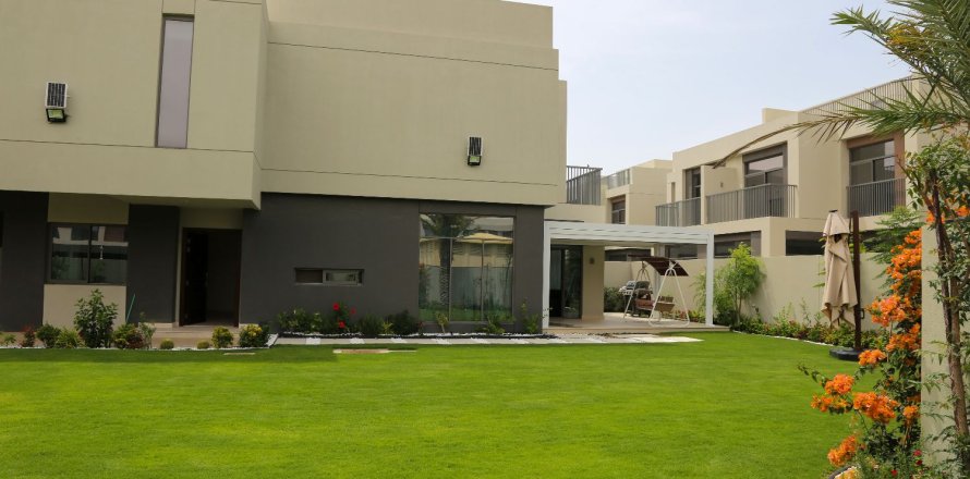 Ridamaja asukohaga Dubai South (Dubai World Central), AÜE: 5 magamistoaga, 527.9 m² Nr 750320