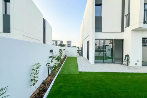 Townhouse de închiriat în Dubai Land, Dubai, EAU 4 dormitoare, 231.21 mp.  №750318 - poză 3
