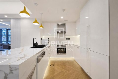 Διαμέρισμα σε Downtown Dubai (Downtown Burj Dubai), Dubai, ΗΑΕ 2 υπνοδωμάτια, 107.02 τ.μ. Αρ. 754024 - φωτογραφία 2