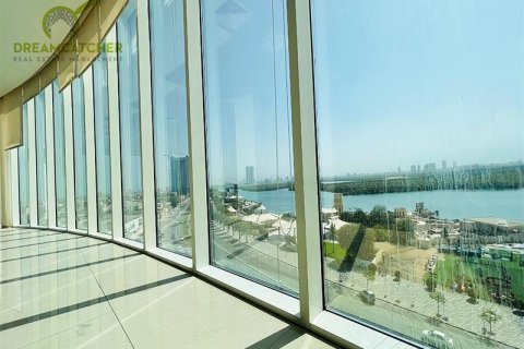 Kancelář v Ras Al Khaimah, SAE 185.8 m² Č.: 588427 - fotografie 1
