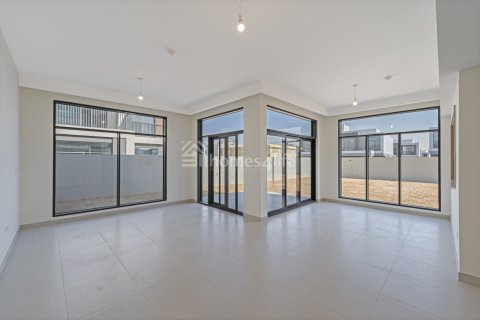 Maison de ville à Dubai South (Dubai World Central), Dubai, EAU: 4 chambres, 303 m2 № 685486