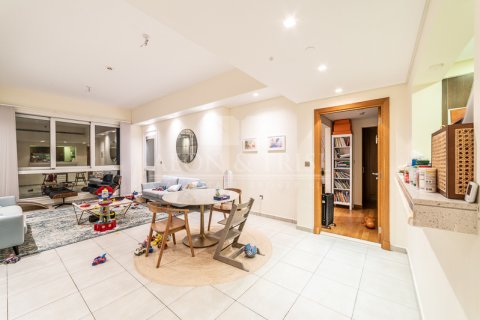 Apartman u gradu Palm Jumeirah, Dubai, UAE 2 spavaće sobe, 165 m2 Br. 648840 - Slika 5