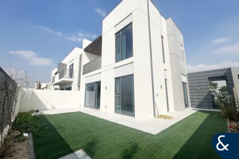 Villa uthyres i Arabian Ranches 3, Dubai, UAE 4 sovrum, 224 kvm Nr. 668495 - fotografi 1