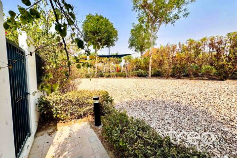 Rumah bandar di Dubai Land, Dubai, UAE 3 bilik tidur, 180.88 meter persegi № 761349 - foto 15