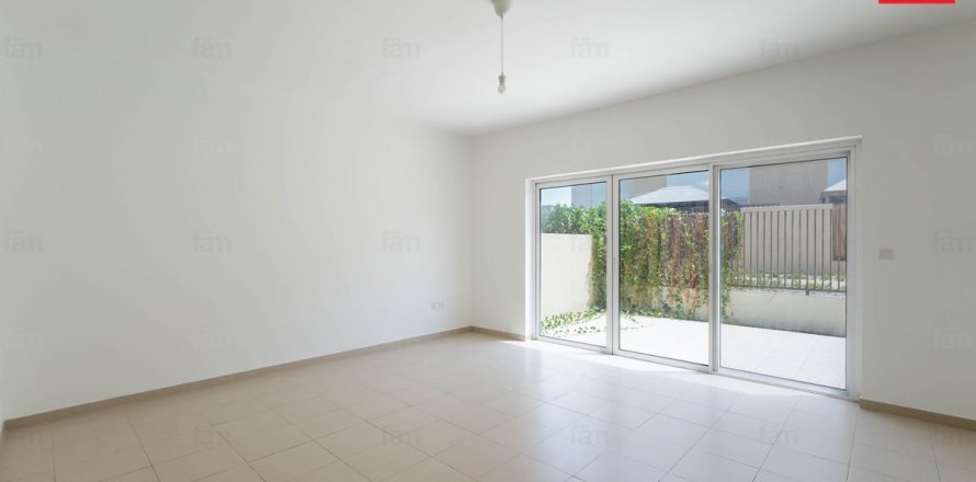 Квартира в Дубай, ОАЭ 2 спальни, 169м2 № 614519