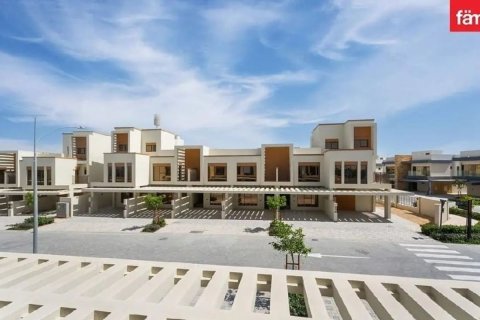 Dubai, UAE의 임대용 타운하우스 침실 4개, 145.2제곱미터 번호 760917 - 사진 3
