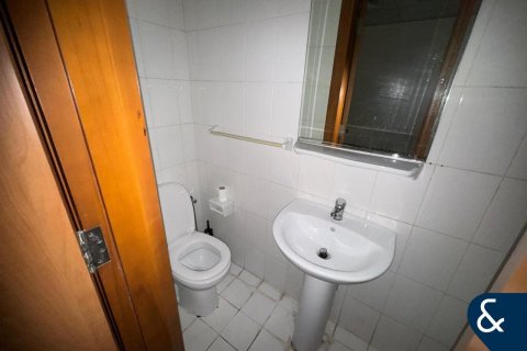 Jumeirah Lake Towers, Dubai, UAE의 임대용 아파트 침실 2개, 183제곱미터 번호 685253 - 사진 21