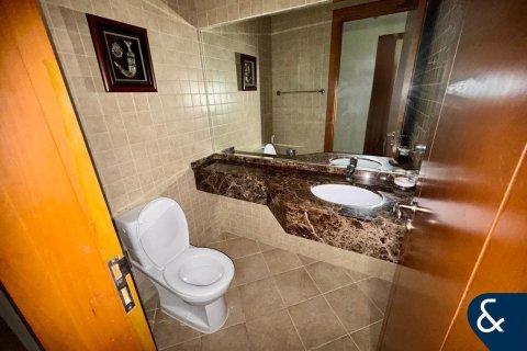 Jumeirah Lake Towers, Dubai, UAE의 임대용 아파트 침실 2개, 183제곱미터 번호 685253 - 사진 19