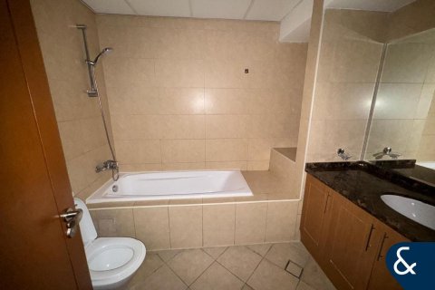 Jumeirah Lake Towers, Dubai, UAE의 임대용 아파트 침실 2개, 183제곱미터 번호 685253 - 사진 22