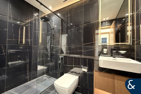 Apartmen di Jumeirah Village Circle, Dubai, UAE 2 bilik tidur, 142 meter persegi № 667255 - foto 14