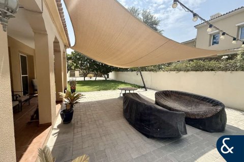 Vila u Arabian Ranches, Dubai, UAE 4 spavaćih soba, 273 m2 Br. 667254 - fotografija 28