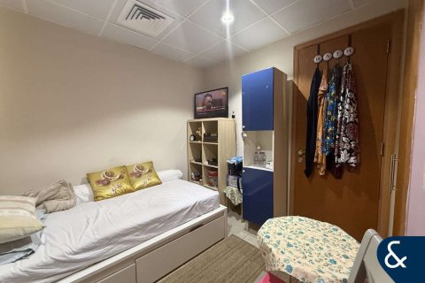 Vila u Arabian Ranches, Dubai, UAE 4 spavaćih soba, 273 m2 Br. 667254 - fotografija 13