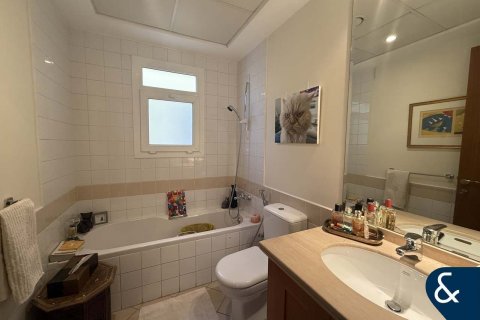 Vila u Arabian Ranches, Dubai, UAE 4 spavaćih soba, 273 m2 Br. 667254 - fotografija 15