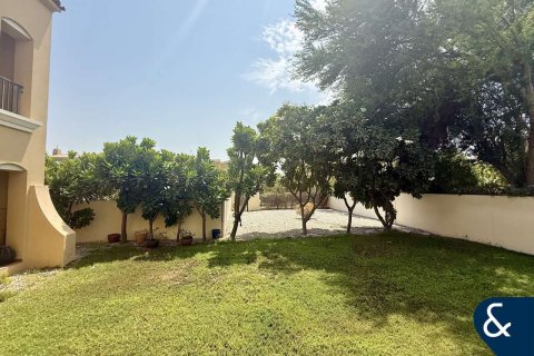 Vila u Arabian Ranches, Dubai, UAE 4 spavaćih soba, 273 m2 Br. 667254 - fotografija 2