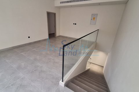 Villa te huur in Umm Suqeim, Dubai, VAE 4 slaapkamers, 371.6 vr.m., nr 582997 - foto 6