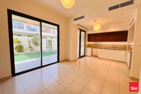 Vila u Dubai, UAE 3 spavaćih soba, 137.8 m2 Br. 718191 - fotografija 4
