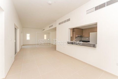 Vila u Dubai, UAE 5 spavaćih soba, 514 m2 Br. 718192 - fotografija 2