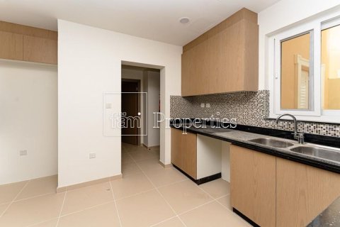 Vila u Dubai, UAE 5 spavaćih soba, 514 m2 Br. 718192 - fotografija 9