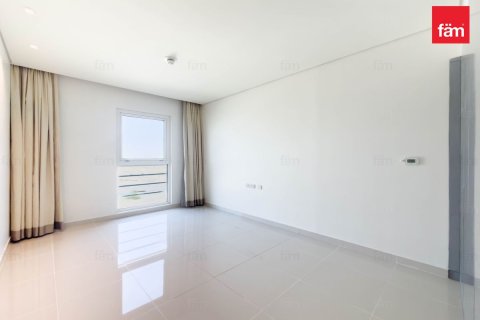 Appartamento in vendita a Dubai, EAU 3 camere da letto, 194.4 mq. № 718193 - foto 7