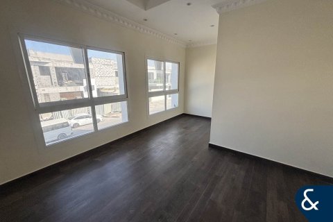 Huvila Al Furjan, Dubai, Arabiemiraatit 5 makuuhuonetta, 604 m2 № 685216 - kuva 13