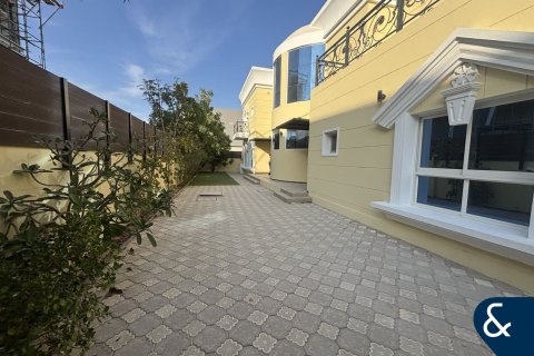 Huvila Al Furjan, Dubai, Arabiemiraatit 5 makuuhuonetta, 604 m2 № 685216 - kuva 22