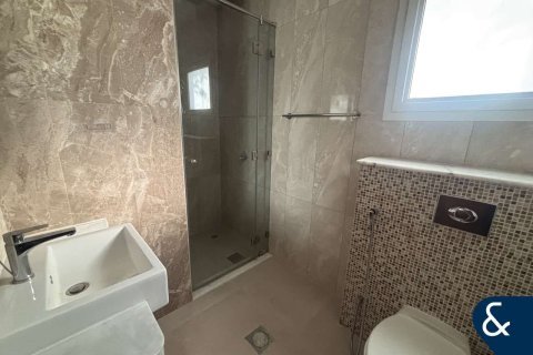 Huvila Al Furjan, Dubai, Arabiemiraatit 5 makuuhuonetta, 604 m2 № 685216 - kuva 20