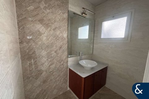 Huvila Al Furjan, Dubai, Arabiemiraatit 5 makuuhuonetta, 604 m2 № 685216 - kuva 18