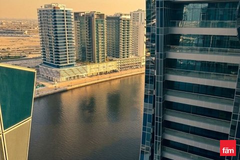 Business Bay, Dubai, BAE’de kiralık daire 2 yatak odası, 148 m&sup2; No 709982 - fotoğraf 12
