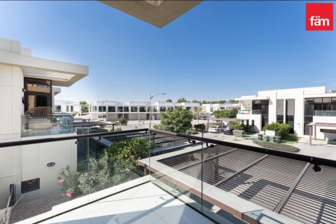 Dubai、UAE にあるヴィラの賃貸物件 3ベッドルーム、253 m2、No610224 - 写真 1