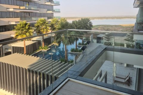 Byt na Yas Island, Abu Dhabi, SAE 2 ložnice, 133 m² Č.: 594242 - fotografie 2