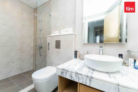 Lägenhet till försäljning i Business Bay, Dubai, UAE 2 sovrum, 75.4 kvm Nr. 621674 - fotografi 14