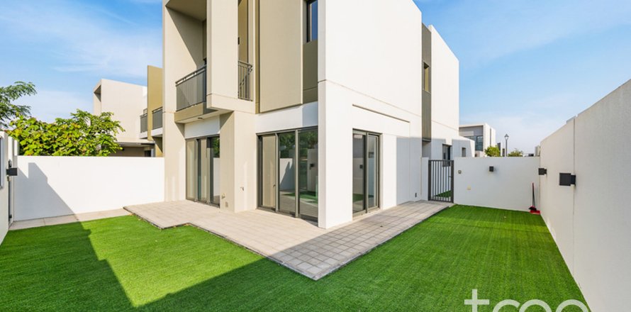 Σπίτι σε Dubai Land, Dubai, ΗΑΕ 4 υπνοδωμάτια, 213.68 τ.μ. Αρ. 753788
