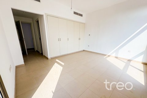 Városi lakóépület itt: Town Square, Dubai, EAE, 4 hálószoba, 219.53 m², azonosító: 753786 - fénykép 8