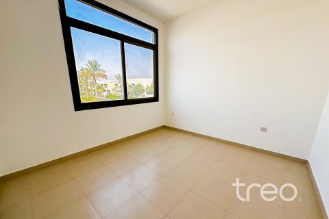 Városi lakóépület itt: Town Square, Dubai, EAE, 4 hálószoba, 219.53 m², azonosító: 753786 - fénykép 7