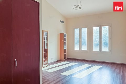 Városi lakóépület itt: Motor City, Dubai, EAE, 4 hálószoba, 400 m², azonosító: 660395 - fénykép 12