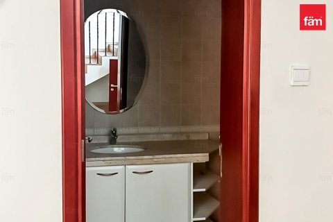 Városi lakóépület itt: Motor City, Dubai, EAE, 4 hálószoba, 400 m², azonosító: 660395 - fénykép 7