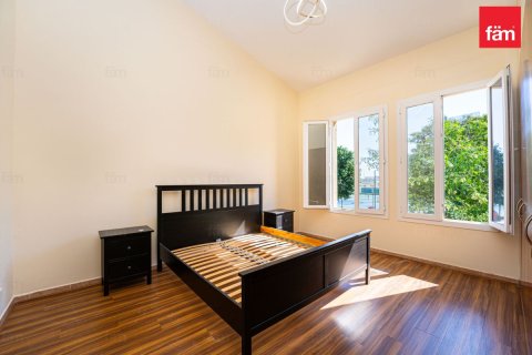 Kuća u nizu u gradu Motor City, Dubai, UAE 4 spavaće sobe, 400 m2 Br. 660395 - Slika 11