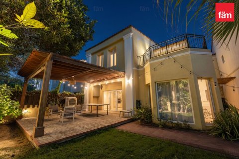 Kuća u nizu u gradu Motor City, Dubai, UAE 4 spavaće sobe, 400 m2 Br. 660395 - Slika 2