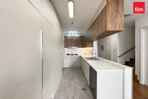 Townhouse til salg i Dubai, UAE 3 soveværelser, 321.3 kvm № 660399 - foto 25