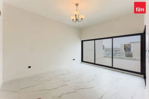 Dubai, UAE의 판매용 타운하우스 침실 4개, 288제곱미터 번호 703608 - 사진 3