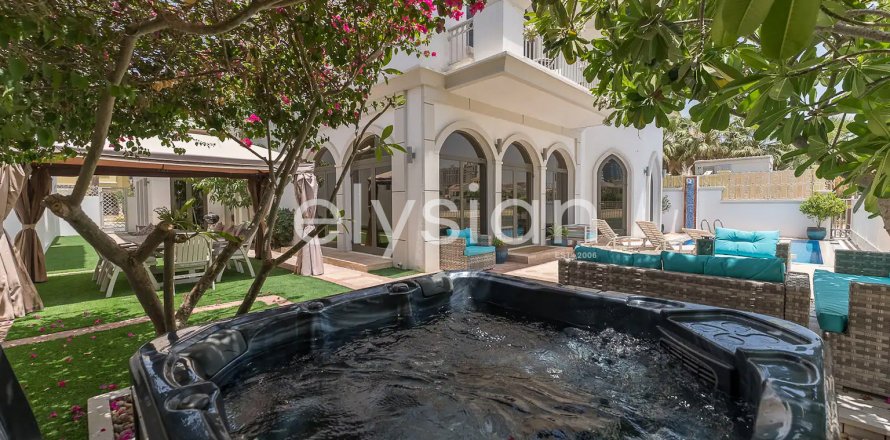 Vila di Palm Jumeirah, Dubai, UEA 5 kamar tidur, 623 m2 nomor 586190