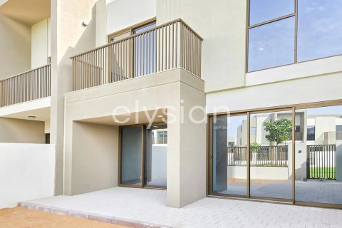 Řadový dům v Dubai Land, Dubai, SAE 3 ložnice, 165 m² Č.: 586185 - fotografie 1
