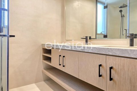 Řadový dům v Dubai Land, Dubai, SAE 3 ložnice, 165 m² Č.: 586185 - fotografie 14