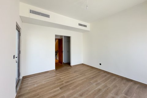Damac Lagoons, Dubai, UAE의 임대용 타운하우스 침실 5개, 201.32제곱미터 번호 749555 - 사진 3