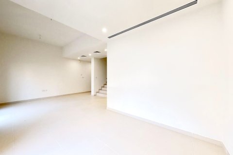 Dubai Land, Dubai, UAE의 임대용 타운하우스 침실 3개, 161제곱미터 번호 749557 - 사진 3