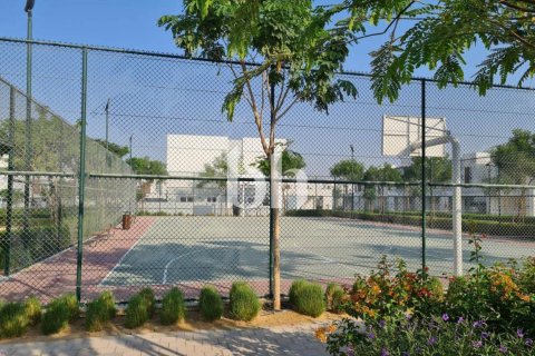 Dubai Land, Dubai, UAE의 임대용 타운하우스 침실 3개, 161제곱미터 번호 749557 - 사진 17