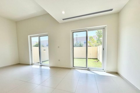 Dubai Land, Dubai, UAE의 임대용 타운하우스 침실 3개, 161제곱미터 번호 749557 - 사진 5
