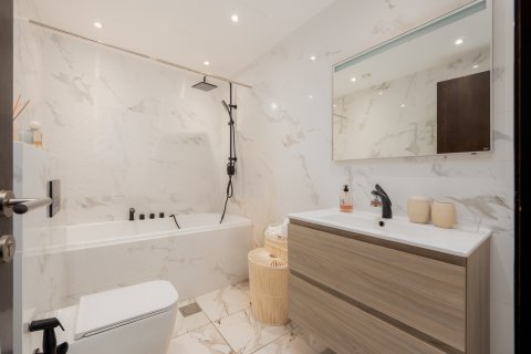 Зняти в оренду квартиру в Дубай Марина, Дубай, ОАЕ 2 спальні, 116.91м2, № 749554 - фото 5