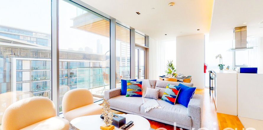 Apartment in Bluewaters, Dubai, UAE 2 bedrooms, 152 sq.m. № 586156